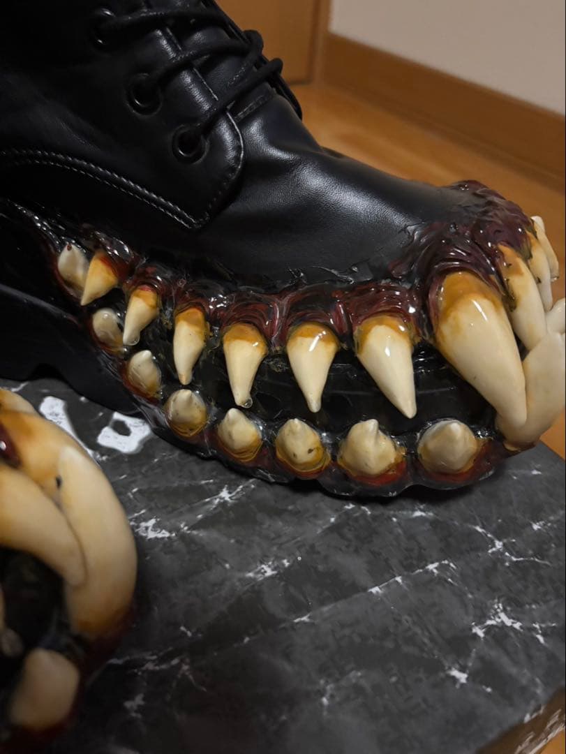 venom boots size42正規品