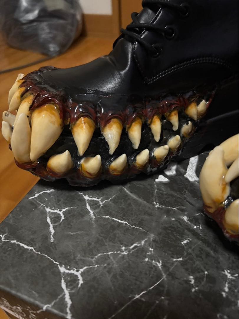 venom boots size42正規品