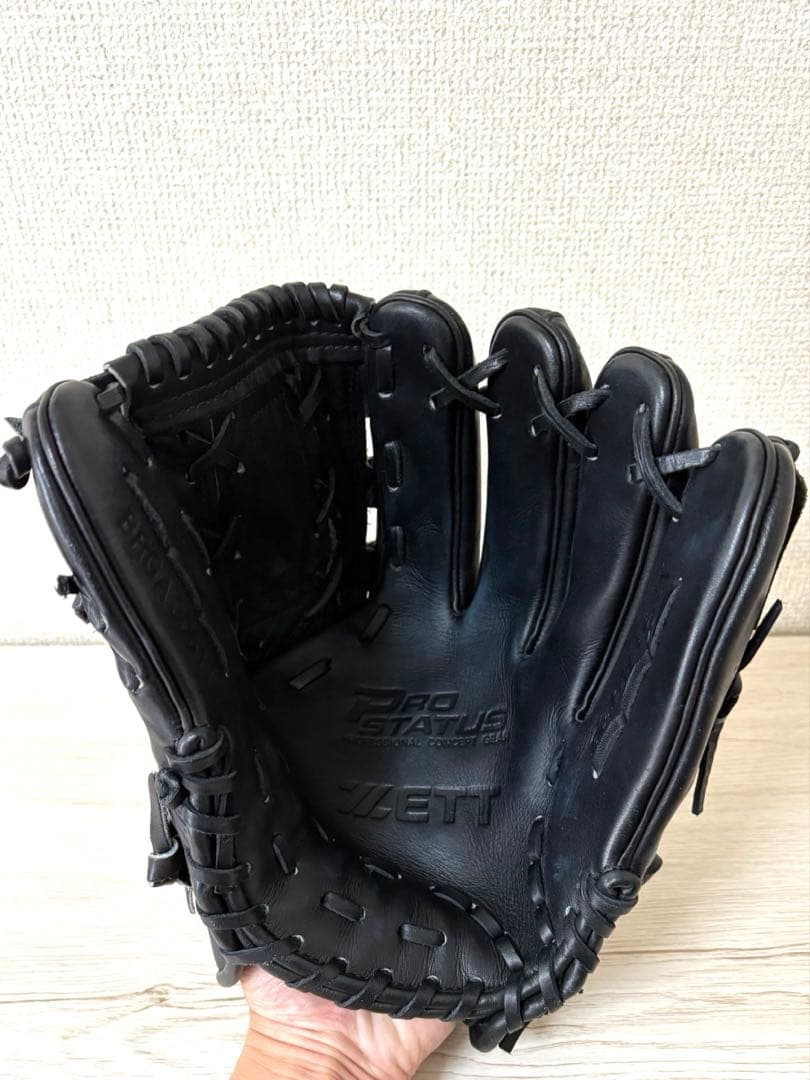 超美品　ZETT ゼット　プロステイタス　軟式グローブ　投手用　旧ラベル　黒