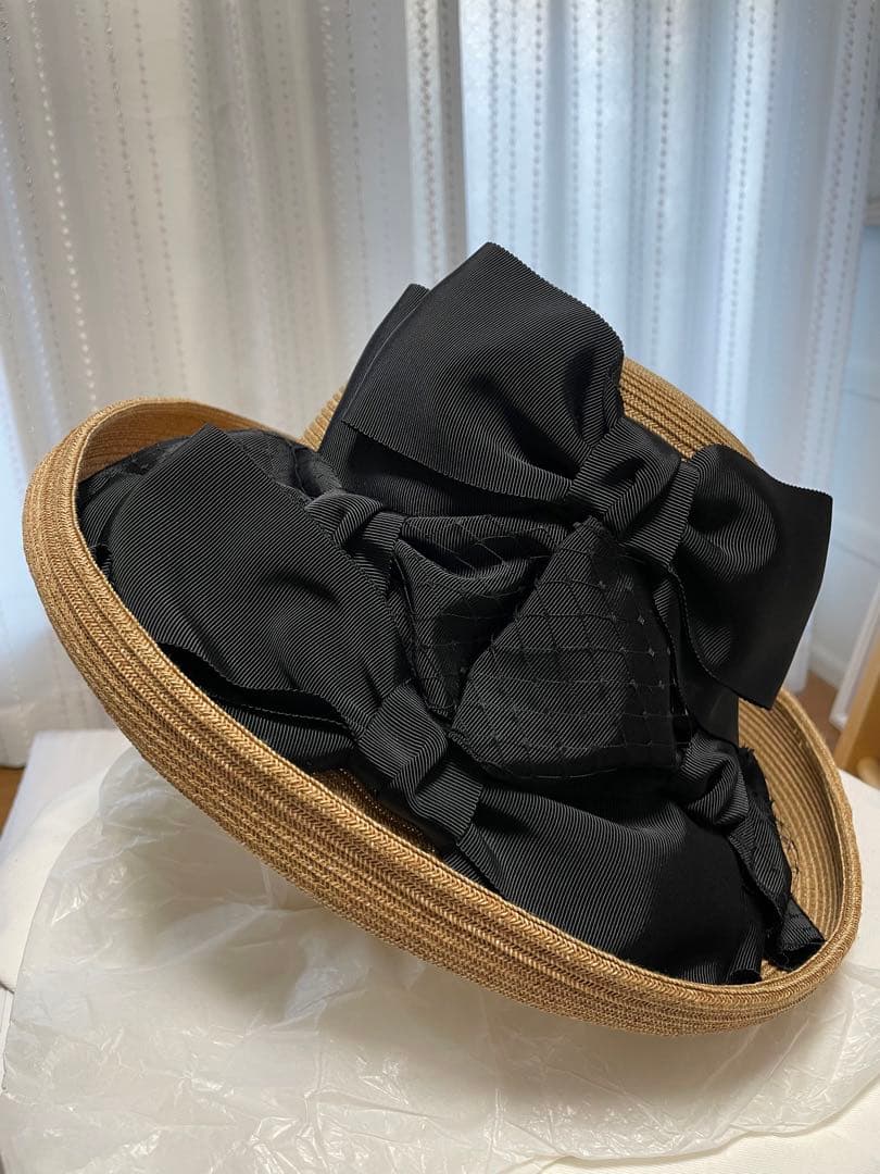 ✨新品未使用品　ビューランス　帽子　ハット ビックリボン