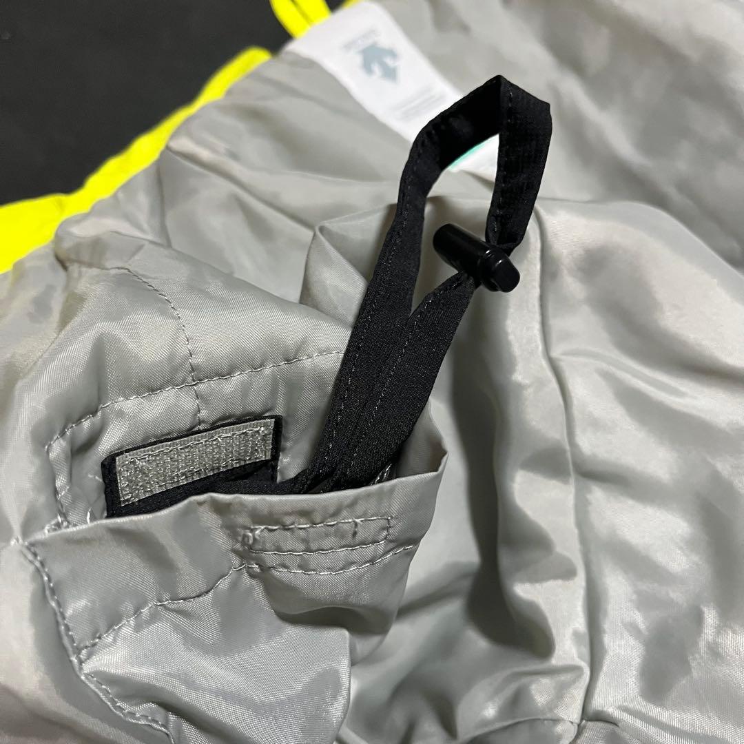 デサント スキーウェア ジャケットパンツ上下セット 150(〜140も可能)