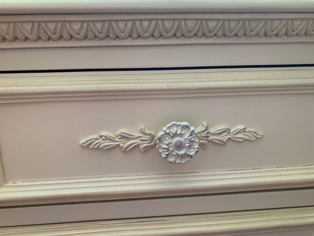 ジェシカ マクリントック 白　家具　デスク　机　輸入アンティーク ホワイト