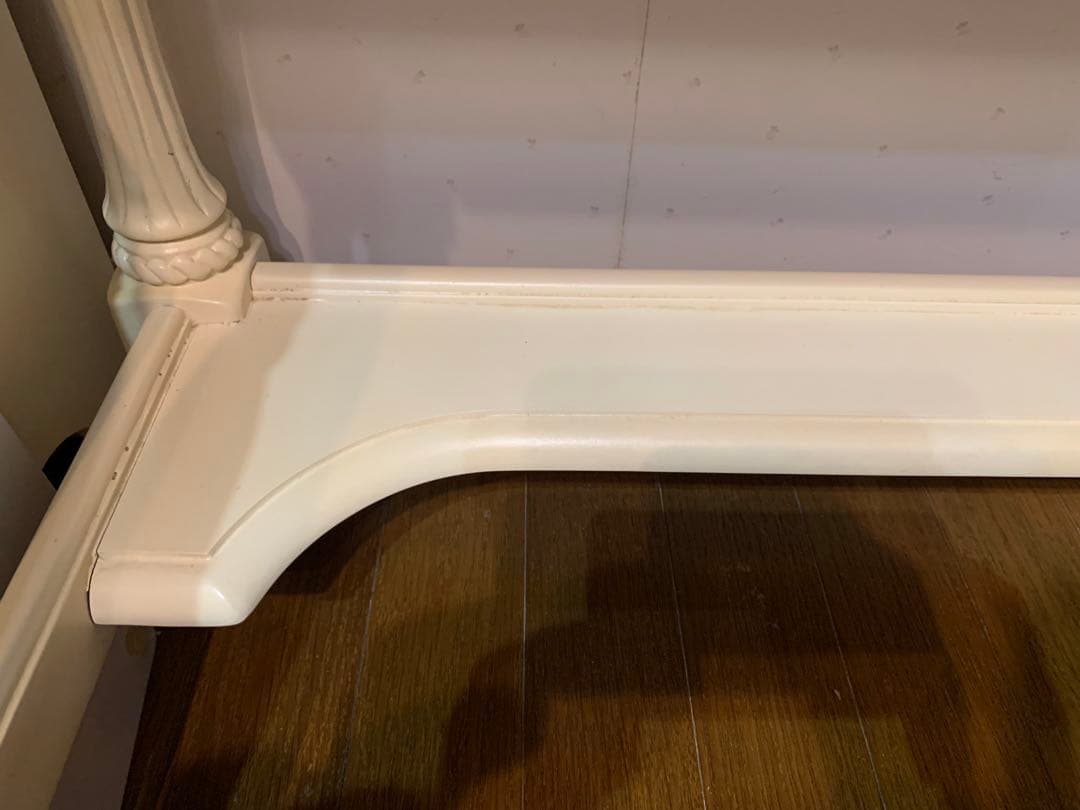 ジェシカ マクリントック 白　家具　デスク　机　輸入アンティーク ホワイト