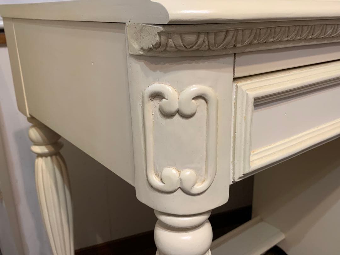 ジェシカ マクリントック 白　家具　デスク　机　輸入アンティーク ホワイト