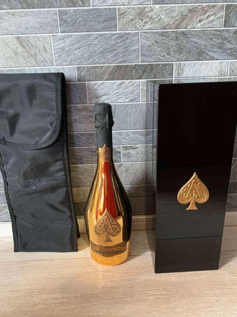 〔未開封〕Armand de Brignac ゴールドシャンパン