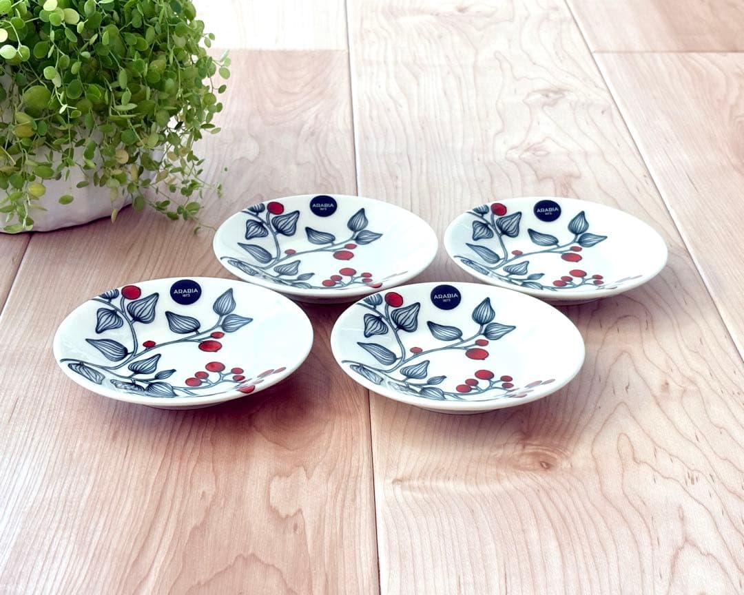 Arabia（アラビア ）フロストベリー　Runoプレート11.5cm