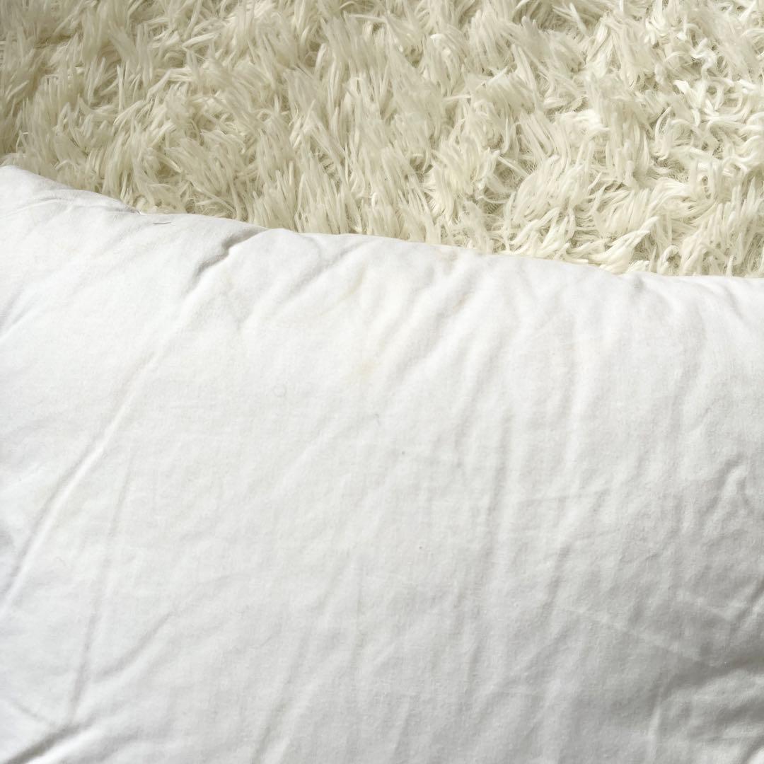 マックスマーラ　クッション　M字ロゴ　刺繍　モノグラム　ブラウン　茶色　キャメル