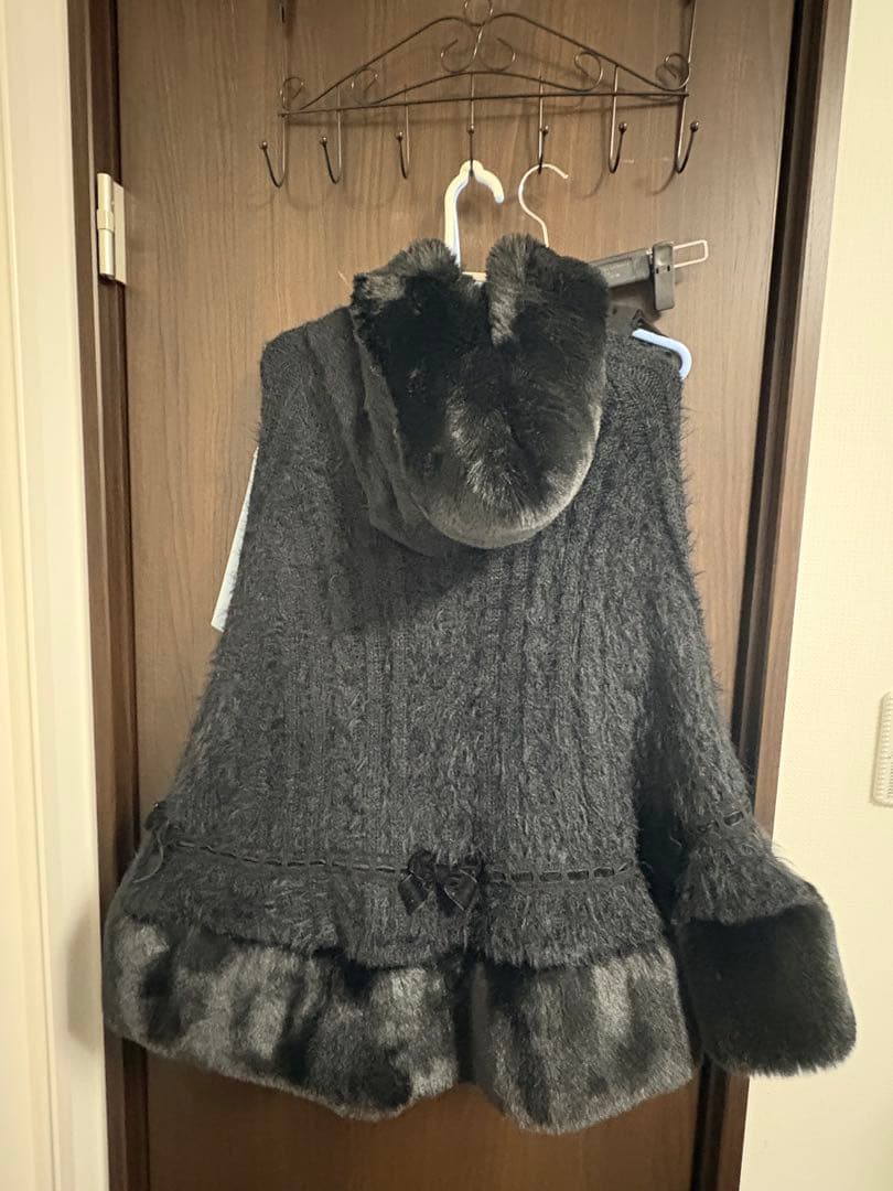 LIZLISA ポンチョ 黒