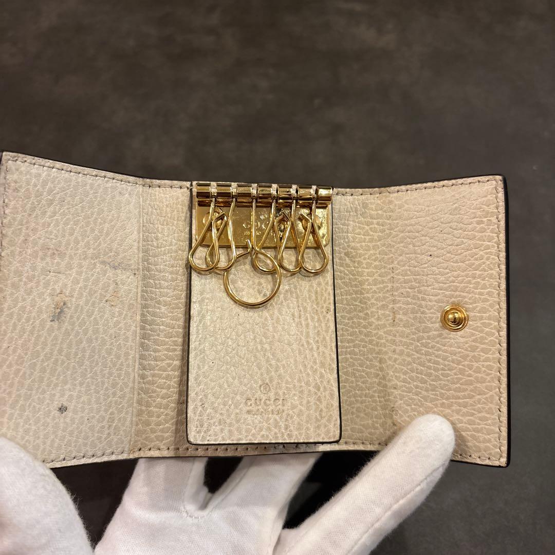 【美品】GUCCI グッチ キーケース GG マーモント ホワイト