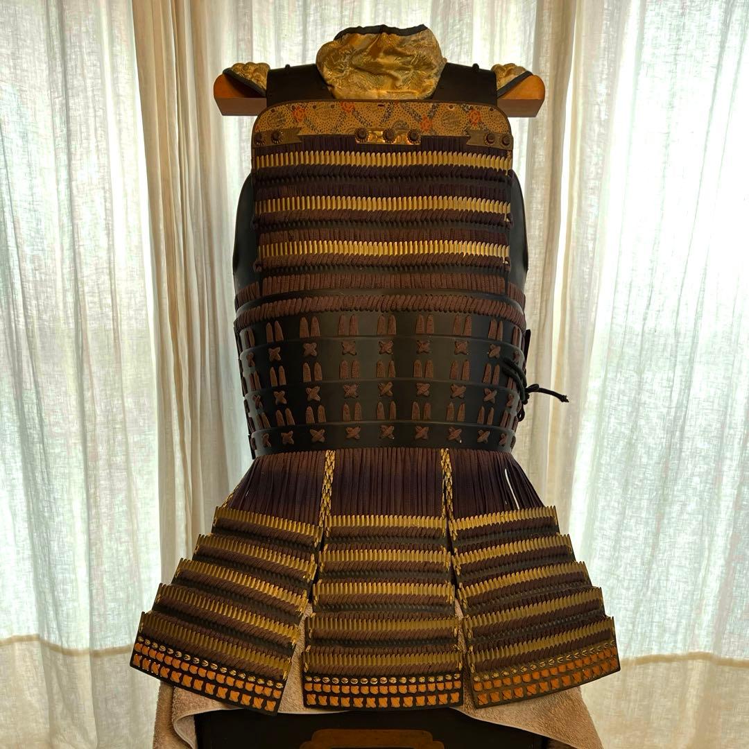 希少！【新品同様•美品】日本甲冑 等身大 ◎黒胴鎧◎ 【掛紫糸威 当世具足】