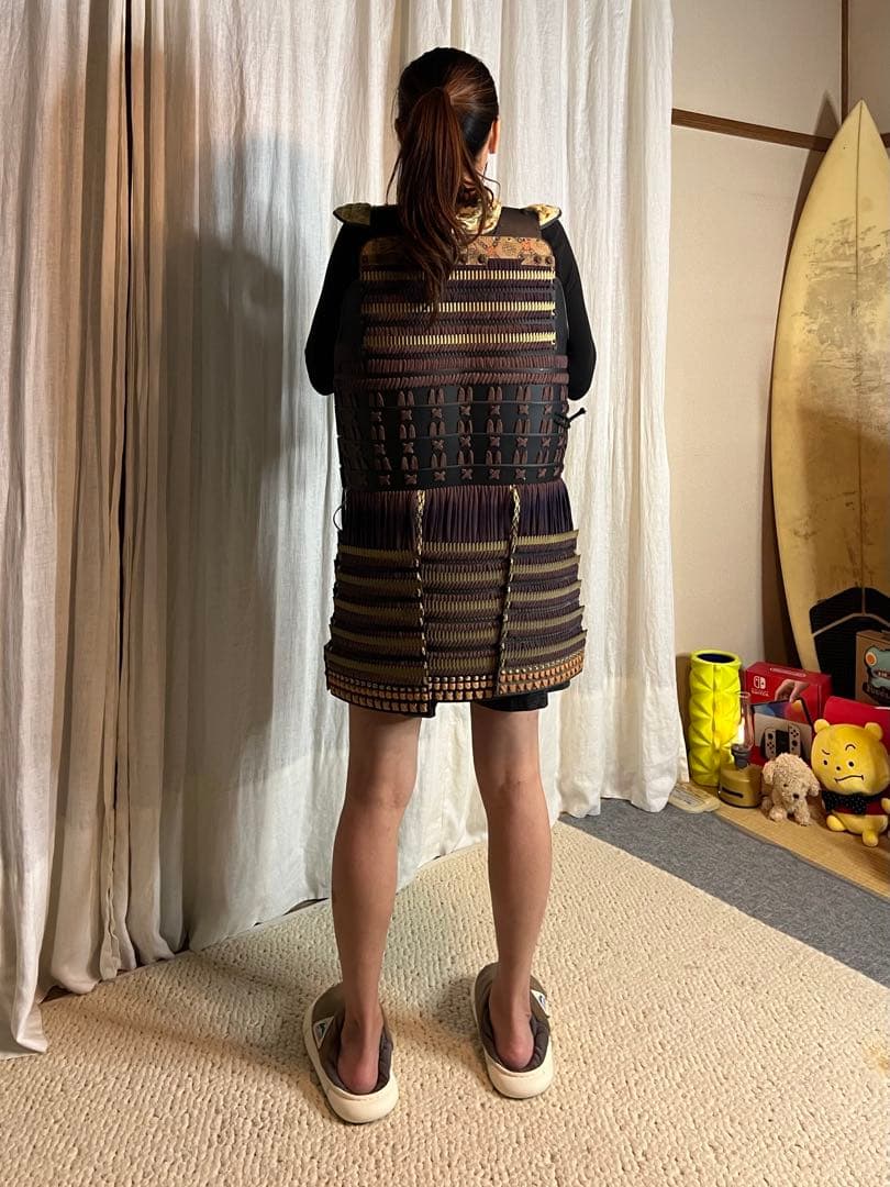 希少！【新品同様•美品】日本甲冑 等身大 ◎黒胴鎧◎ 【掛紫糸威 当世具足】