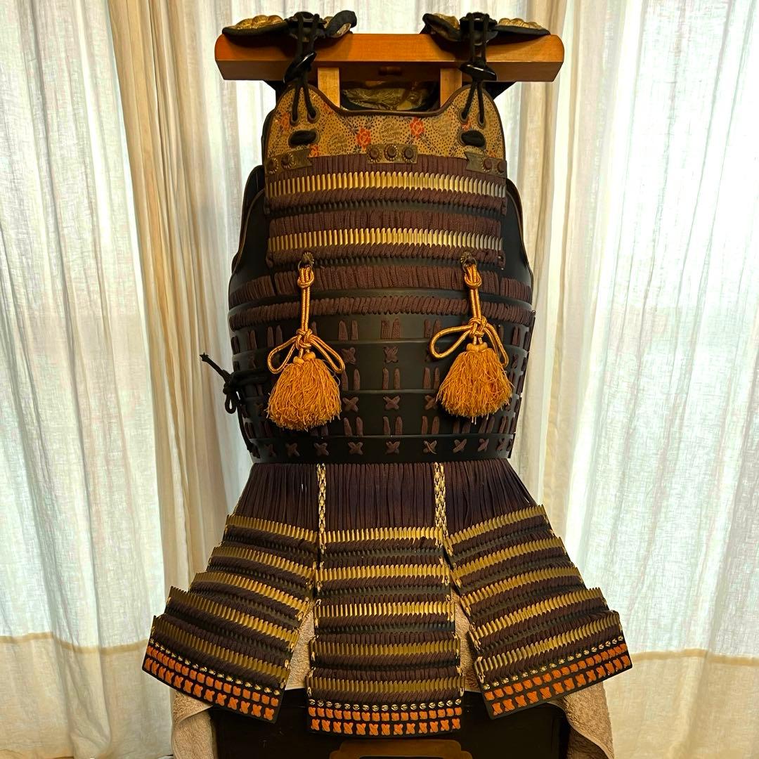 希少！【新品同様•美品】日本甲冑 等身大 ◎黒胴鎧◎ 【掛紫糸威 当世具足】