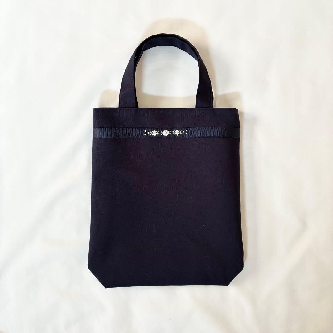 こん様　手刺繍　ちり紙入れ　折り紙ケース　サブバッグ　上履き入れ　お受験 1/2