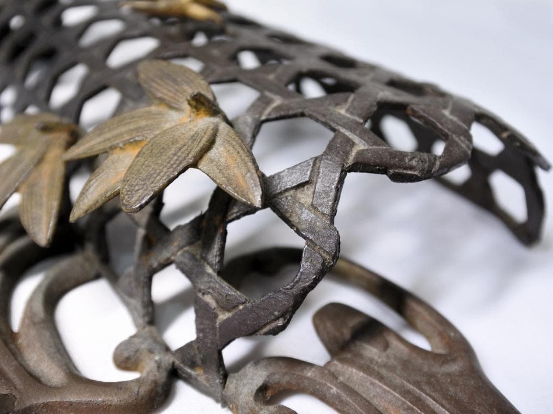 金工師 玉山銘 金属工芸 鋳銅製 蛇籠 鶺鴒 小鳥 骨董 古道具