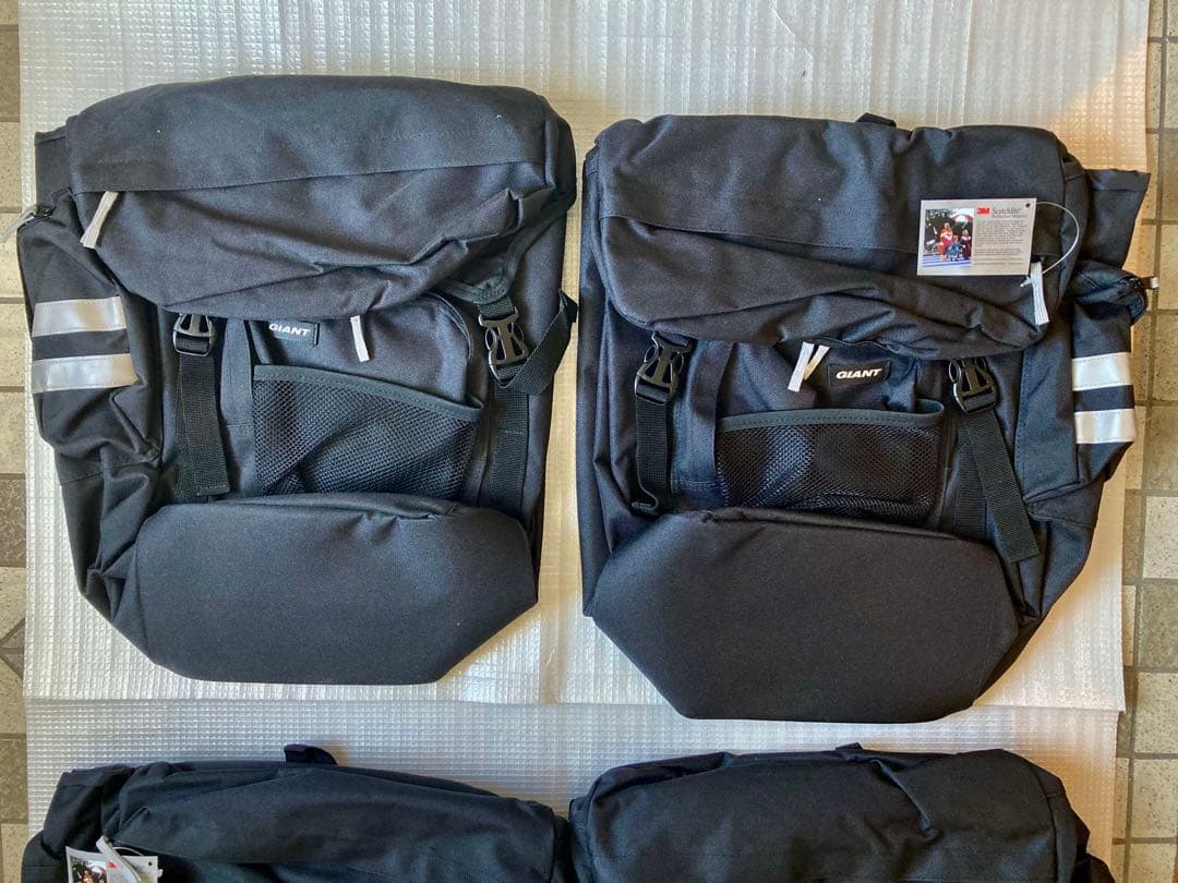 新品ジャイアント純正パニアバッグ