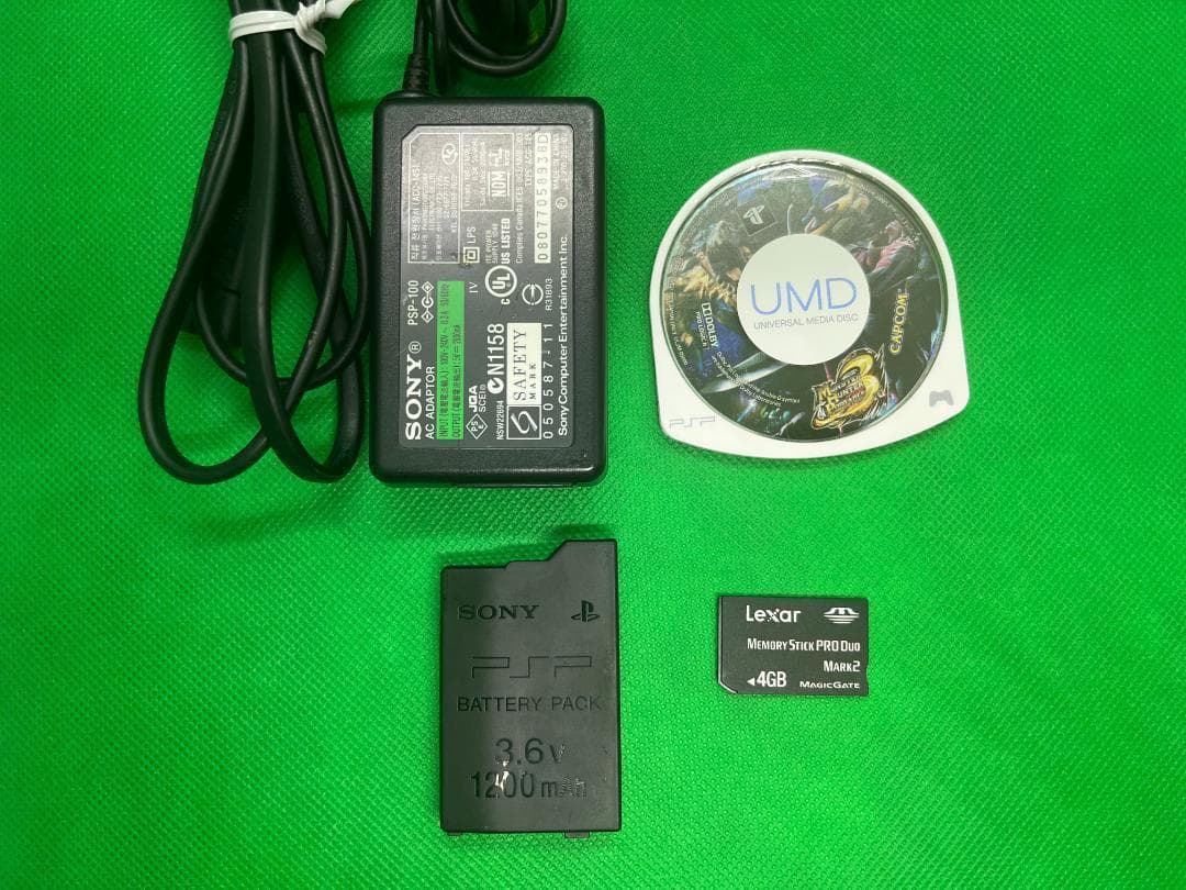 PSP 3000 すぐ遊べるセット【美品・カスタム】ピンク