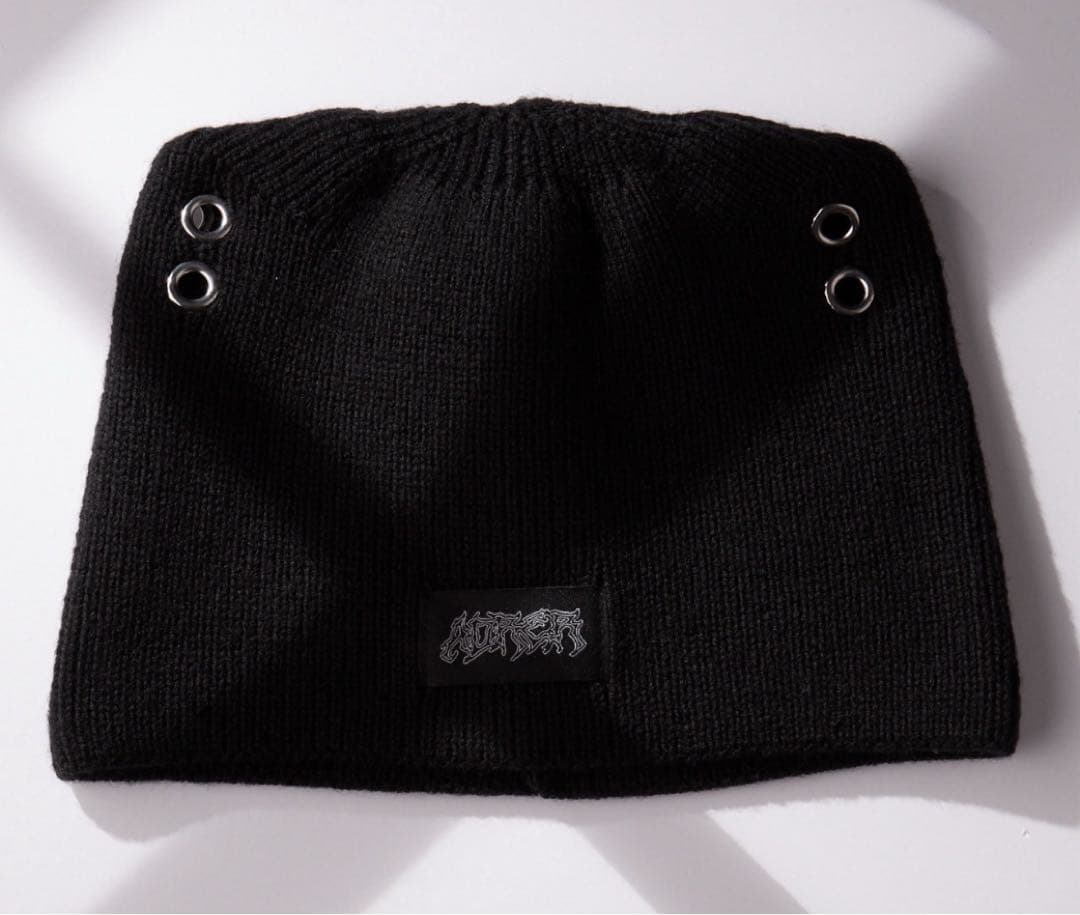 【新品】Cat ear l eyelet knit beanie