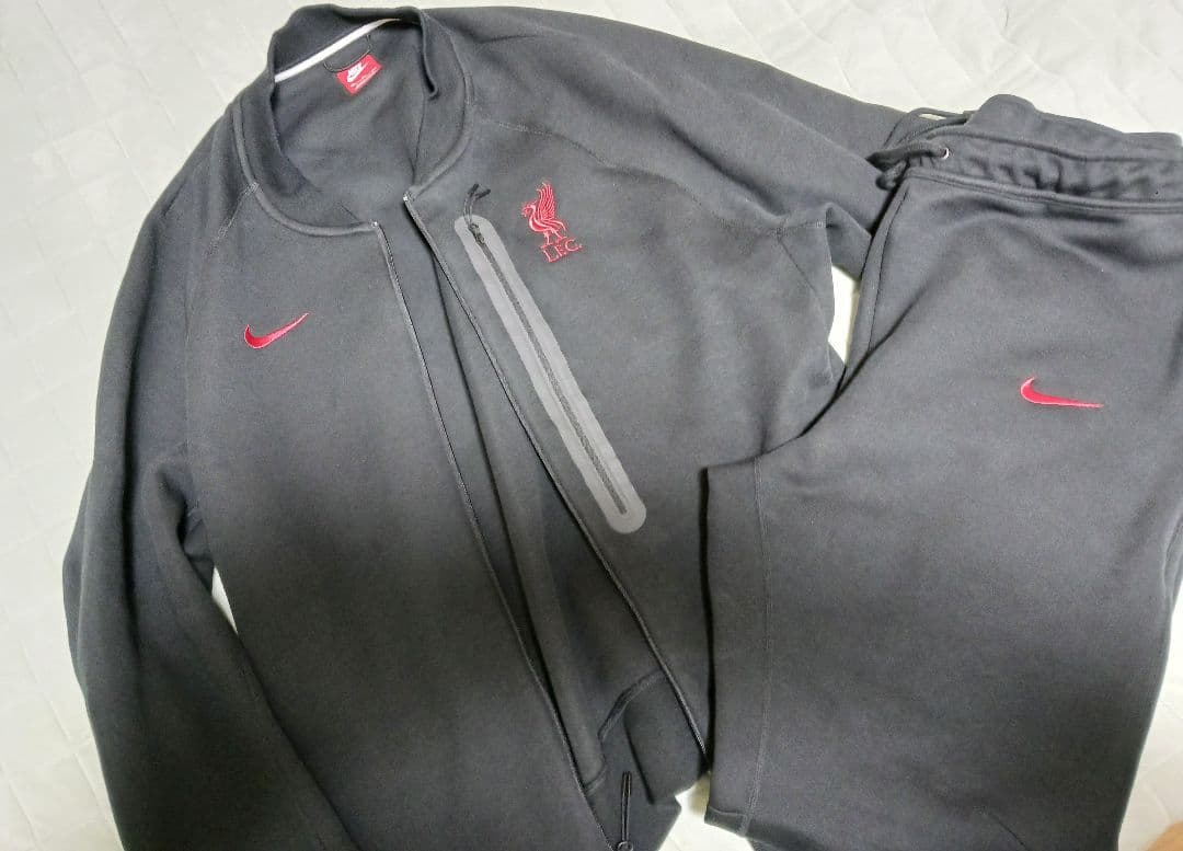 Nikeテックフリース Liverpool FC セットアップXXL