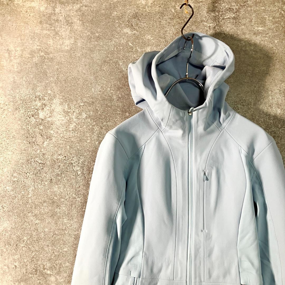 lululemon パーカー　ライトブルー　裏起毛　レイヤー風　フルジップ