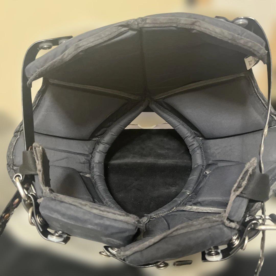 こ*様 アメフト　ショルダー