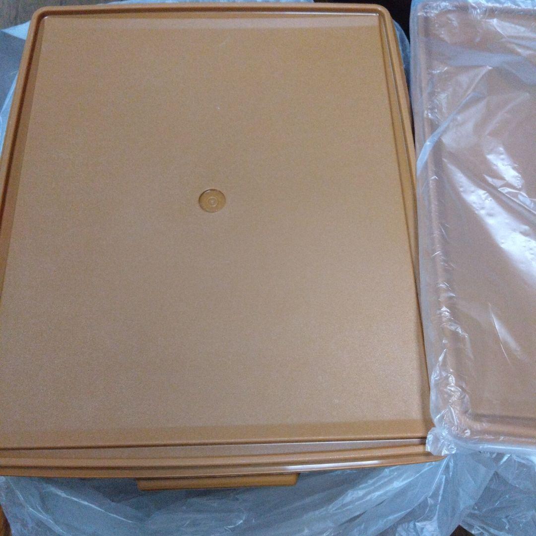 しのたん①タッパーウェア　ディープスーパーケース茶色