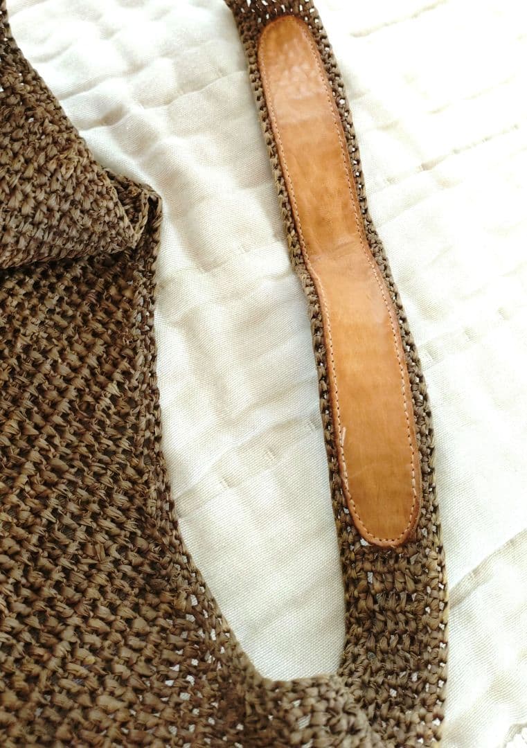 HELEN KAMINSKI・ラフィア ワンショルダーバッグ ブラウン