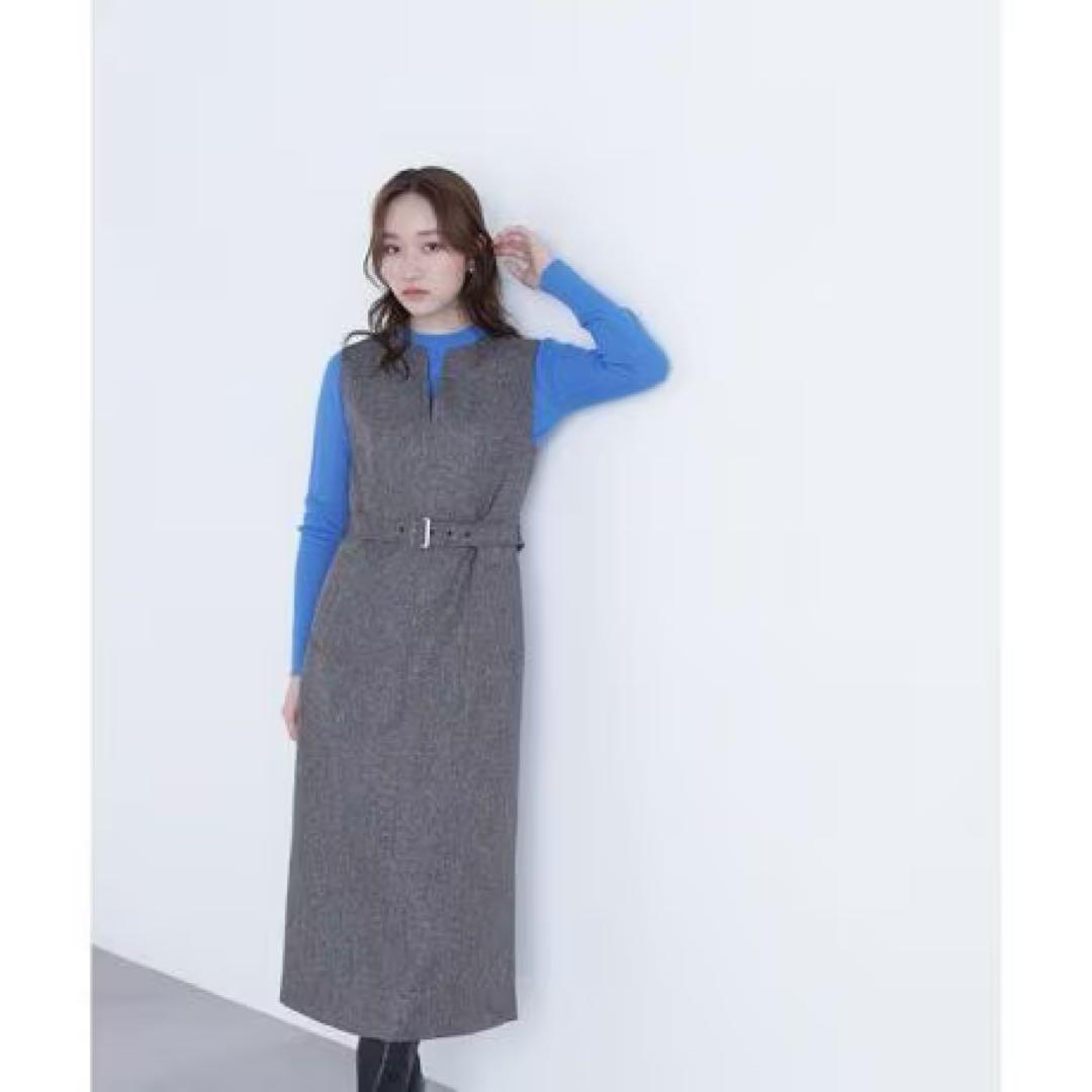 ナチュラルビューティーベーシック キーネックベルテッドジャンスカ