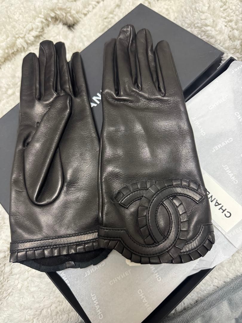 CHANEL 黒 レザー　手袋　グローブ　新品　未使用　19cm