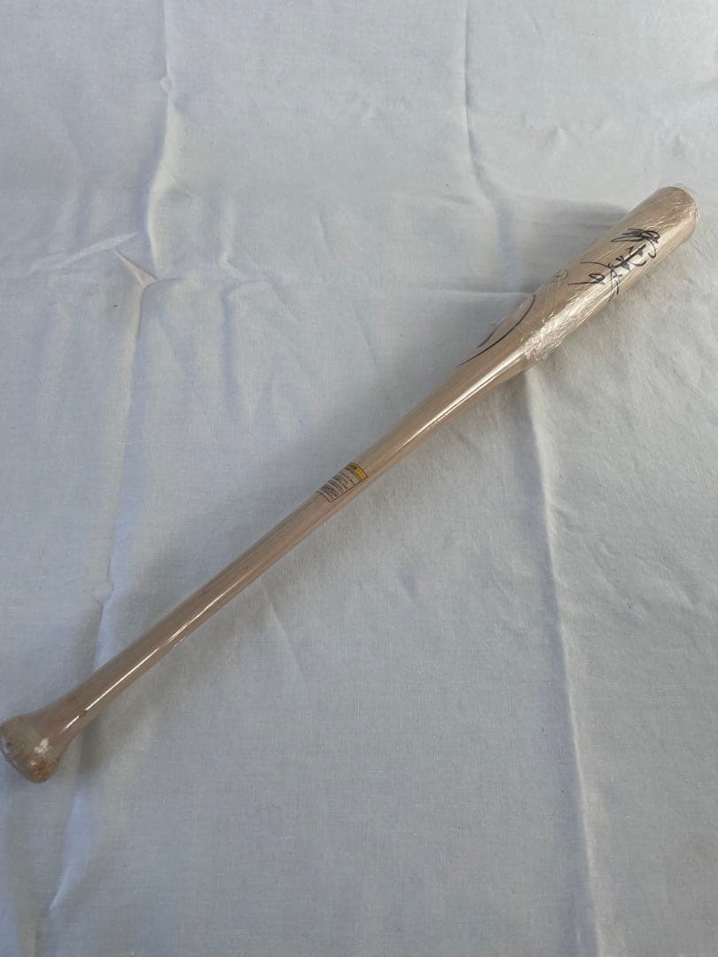 千葉ロッテマリーンズ 福浦和也選手サイン入りバット