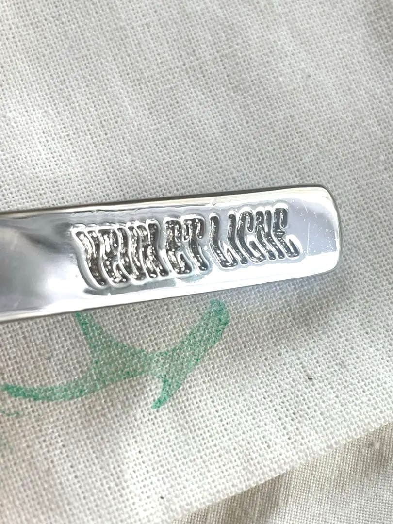 【pluie】プリュイYeux et ligne Logo Clipヘアクリップ