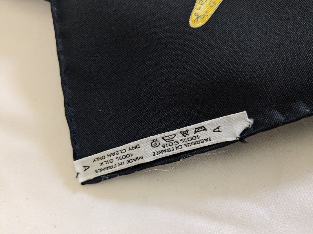 エルメス スカーフ カレ90 Pelile main お針子さん