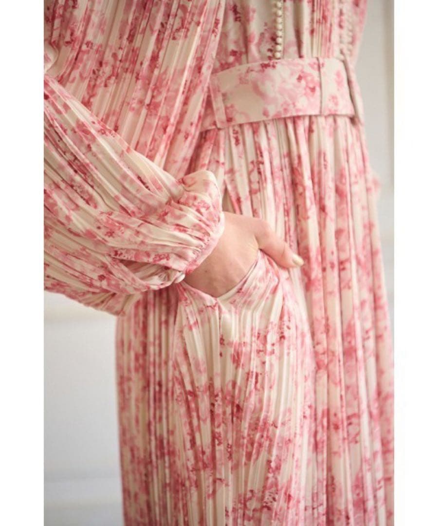 新品Estella.K Jane Belted Dressプリーツプリントドレス