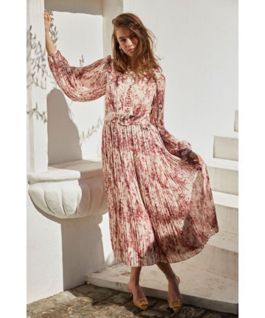 新品Estella.K Jane Belted Dressプリーツプリントドレス