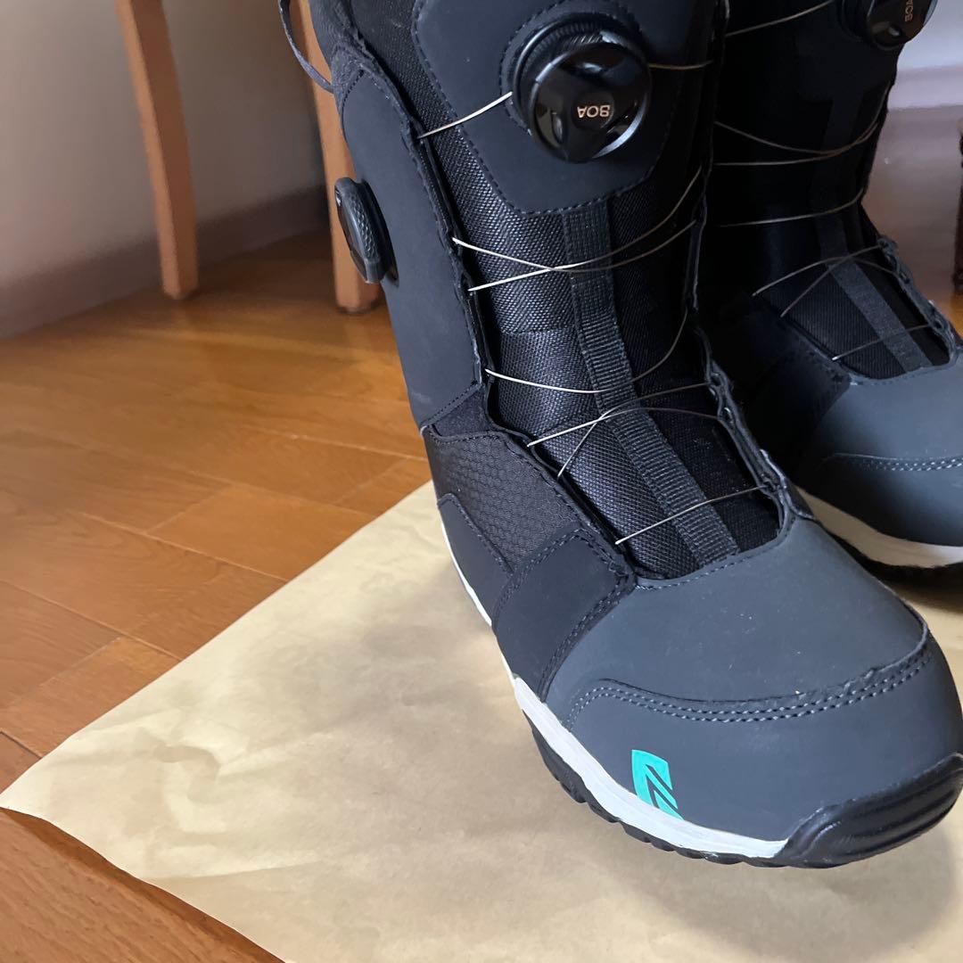 女性用スノーボードブーツ BOAシステム