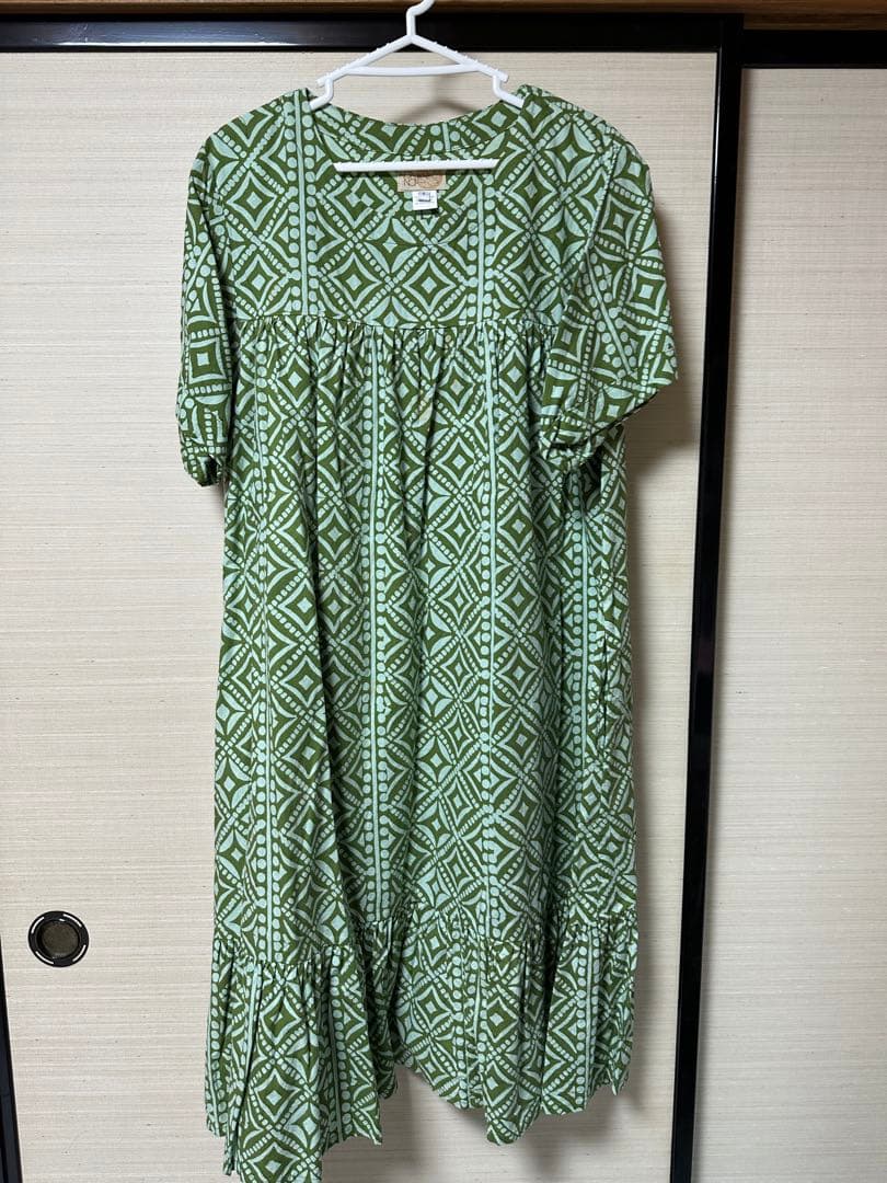 ノアノア NOANOA 緑色 ワンピース 半袖