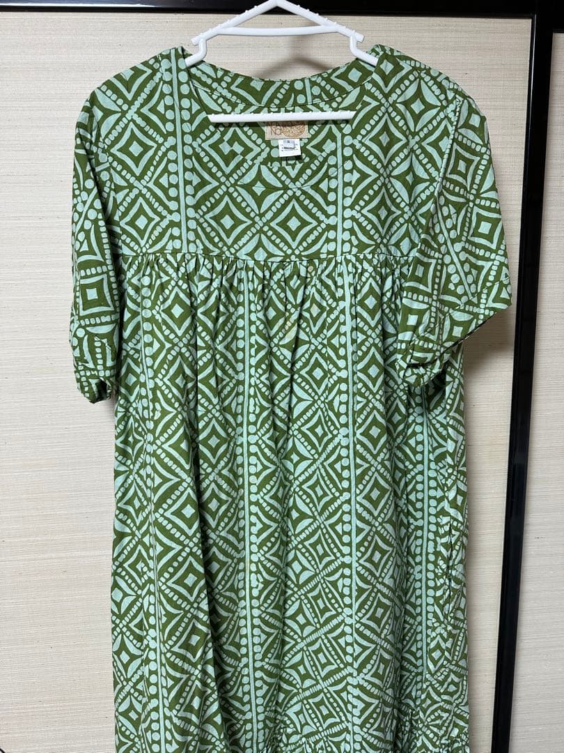 ノアノア NOANOA 緑色 ワンピース 半袖