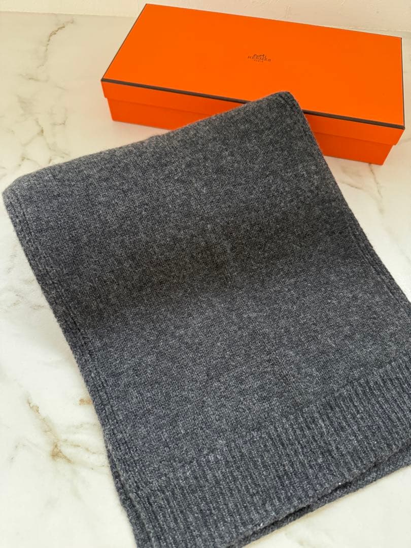 HERMES グレー ケーブル編み マフラー　カシミア100% 箱付き