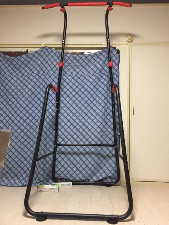 ぶら下がり健康器  筋トレ