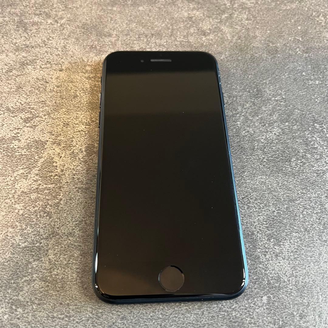 iPhone SE 第3世代 64GB ミッドナイト バッテリー100%