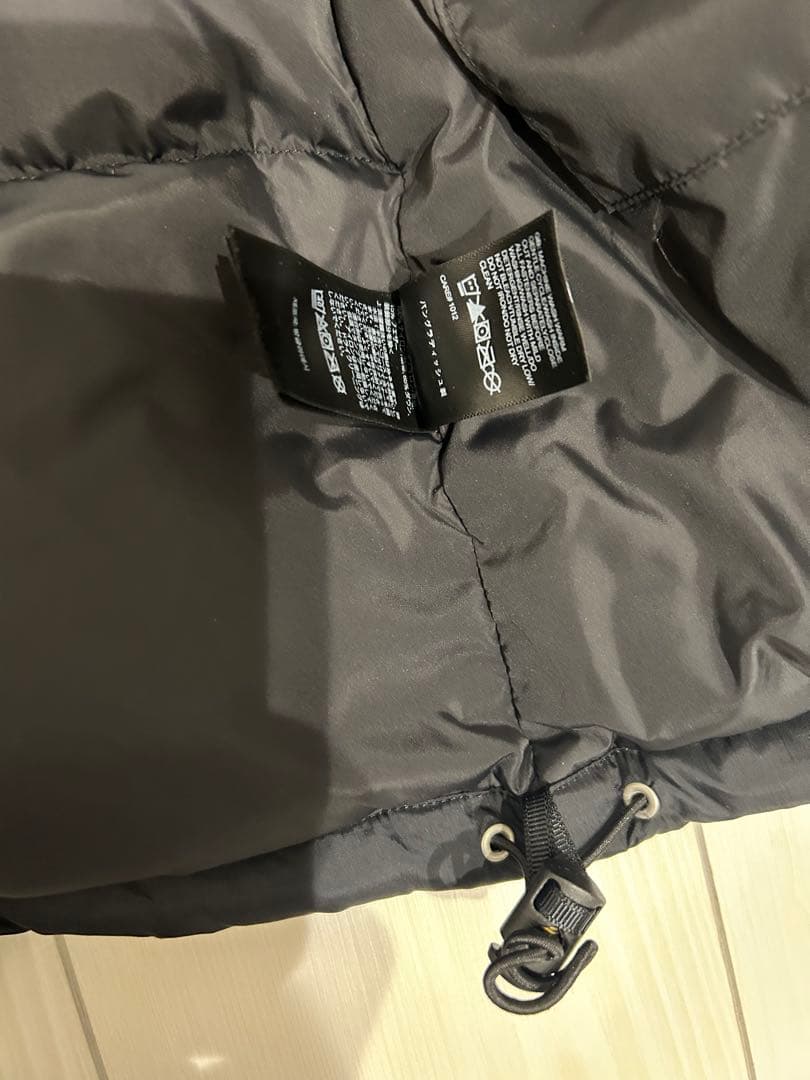 美品中古 THE NORTH FACE ダウンベスト　700フィル