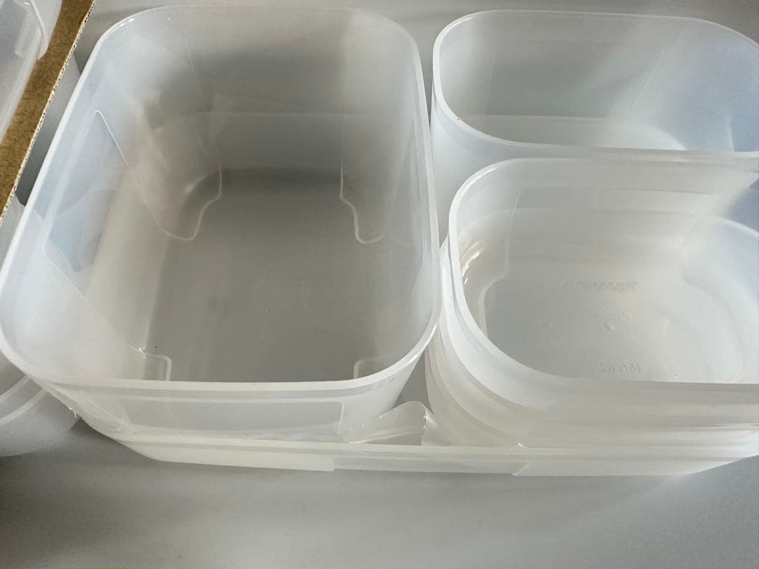 新品タッパーウエア フリーザーメイト18個