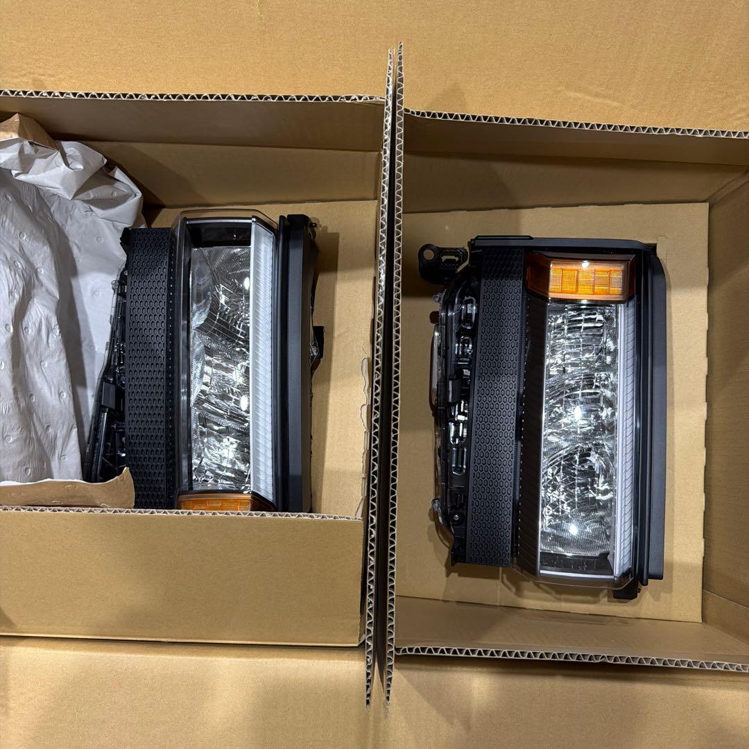 【新品・未使用・新車外し】ランドクルーザー250 ヘッドライト