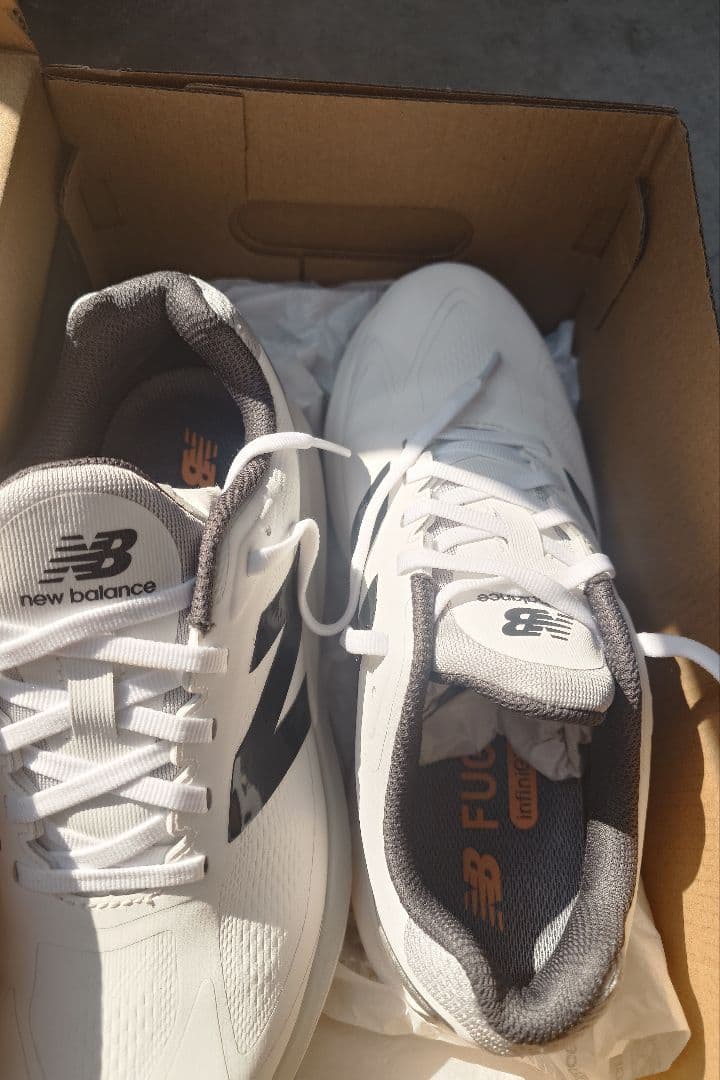 未着用New Balance FuelCell ゴルフシューズ24センチ