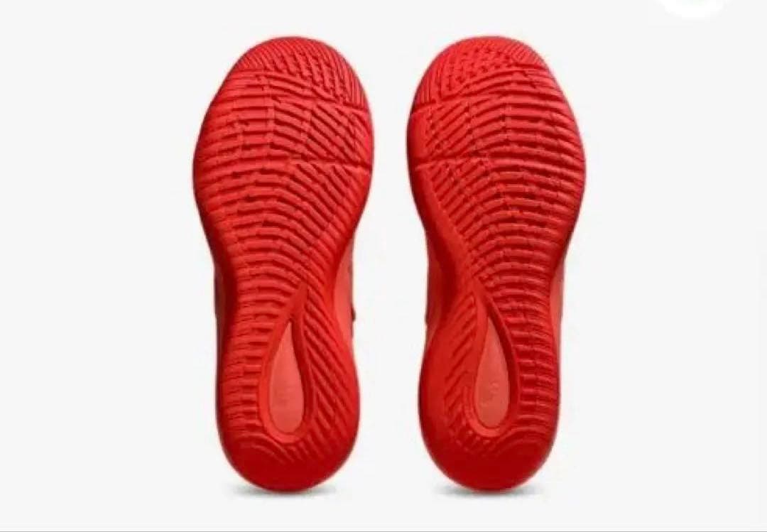 ⭐︎タイムセール！⭐︎ASICS NOVA SURGE 3