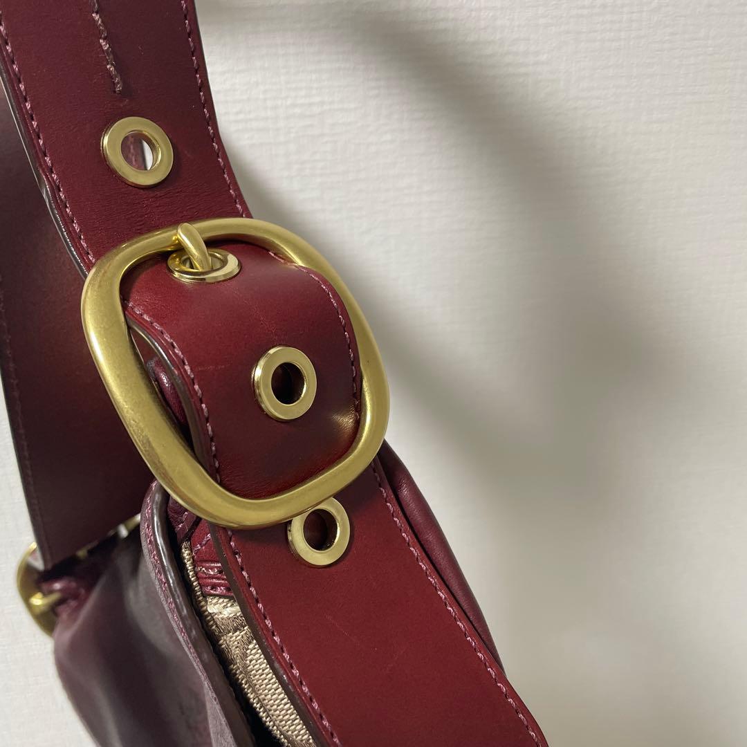 コーチ　ソーホー ショルダーバッグ　シグネチャー柄　バーガンディレザー