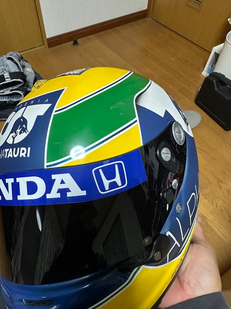 f1レプリカヘルメット