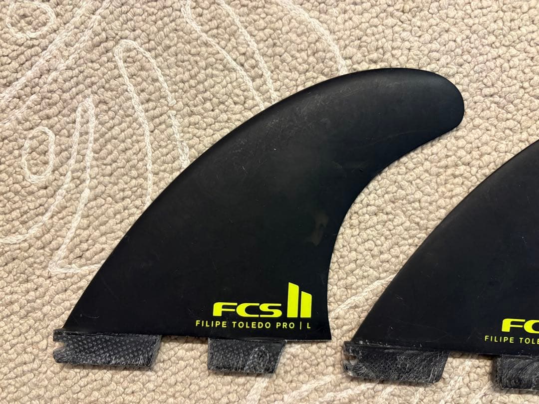 FCS II Filipe Toledo Pro II L フィン 3枚セット
