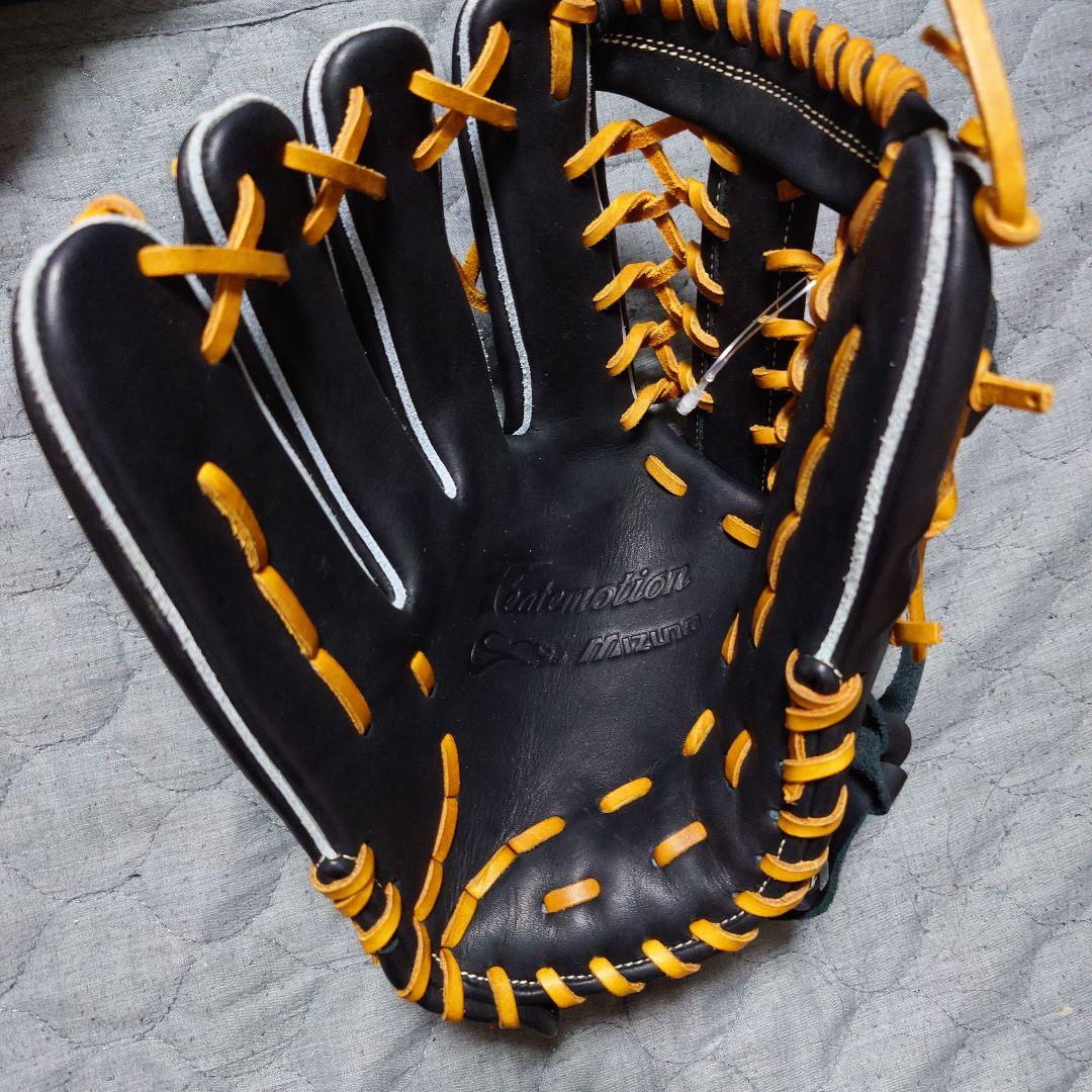 新品軟式外野手Mizuno 野球グローブ 黒/オレンジ