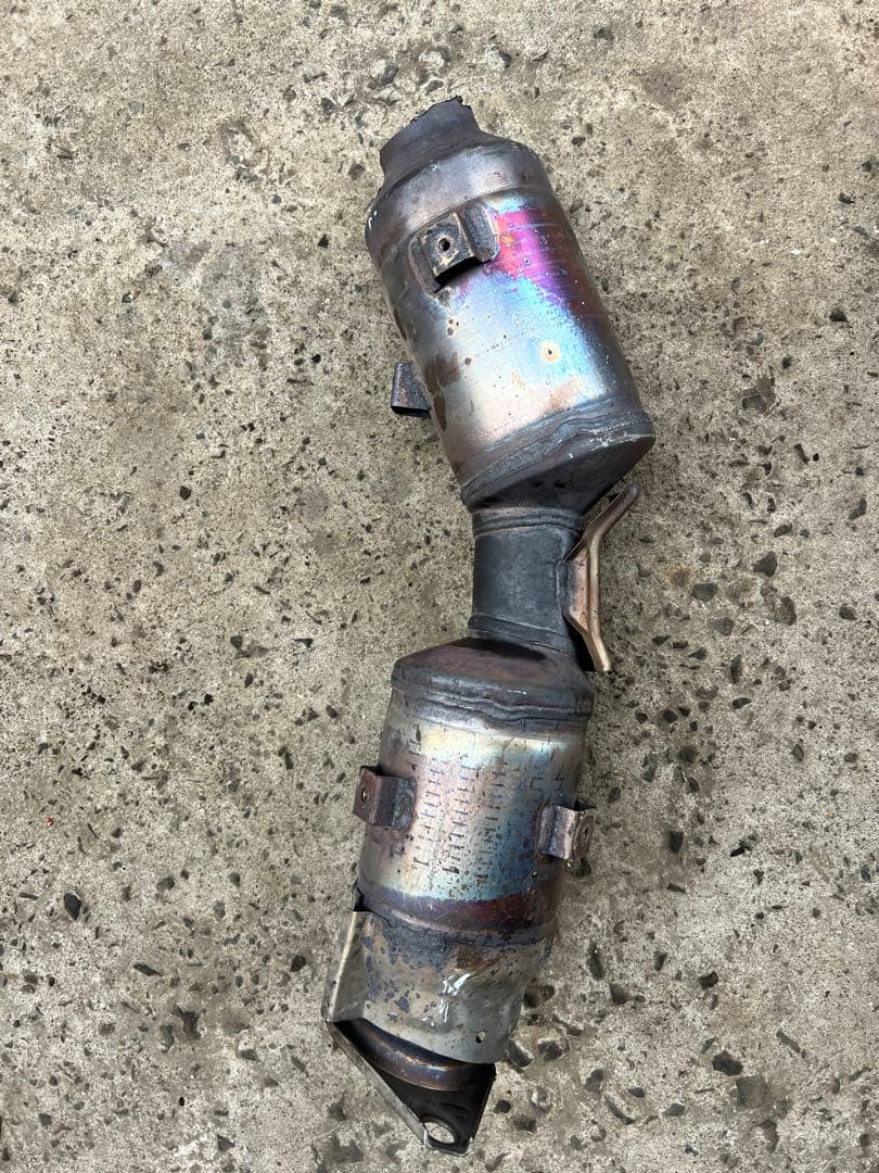 【中古】　触媒　GP2・TB2