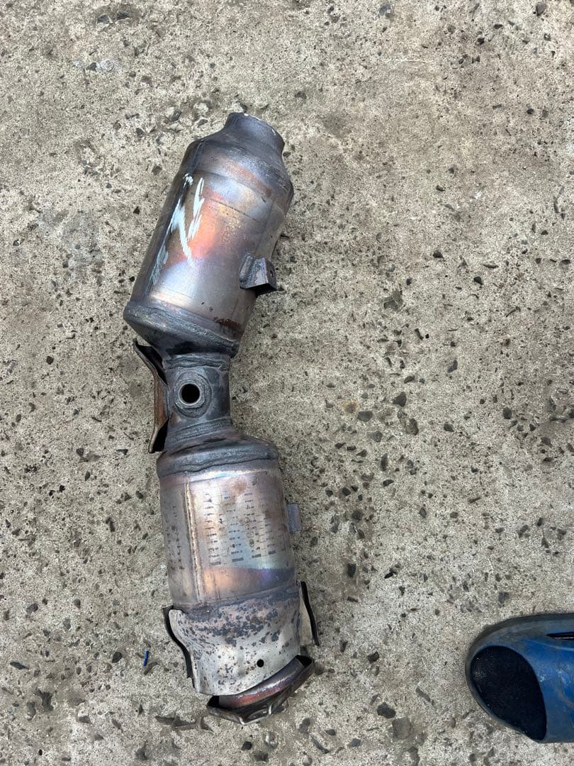 【中古】　触媒　GP2・TB2